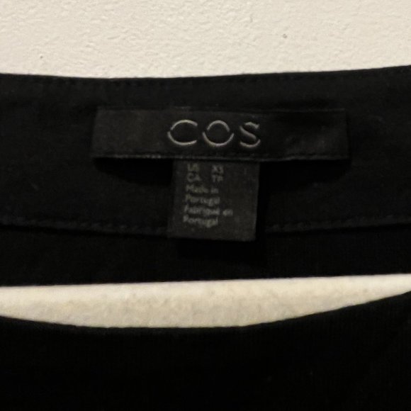 COS black cotton dress with draped "cape" - Picture 4 of 4